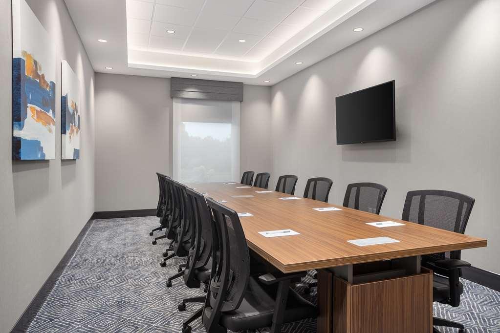 Hampton Inn By Hilton Kingston Facilities photo