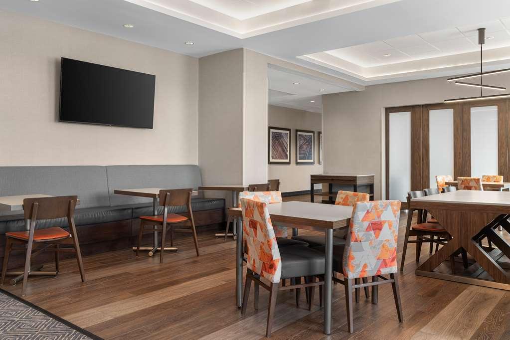Hampton Inn By Hilton Kingston Restaurant photo